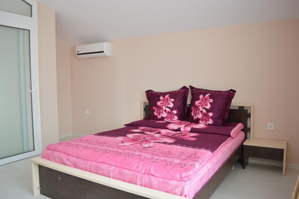 Zafo Hotel Sinemorec Zewnętrze zdjęcie