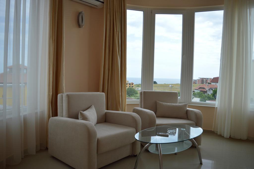 Zafo Hotel Sinemorec Pokój zdjęcie
